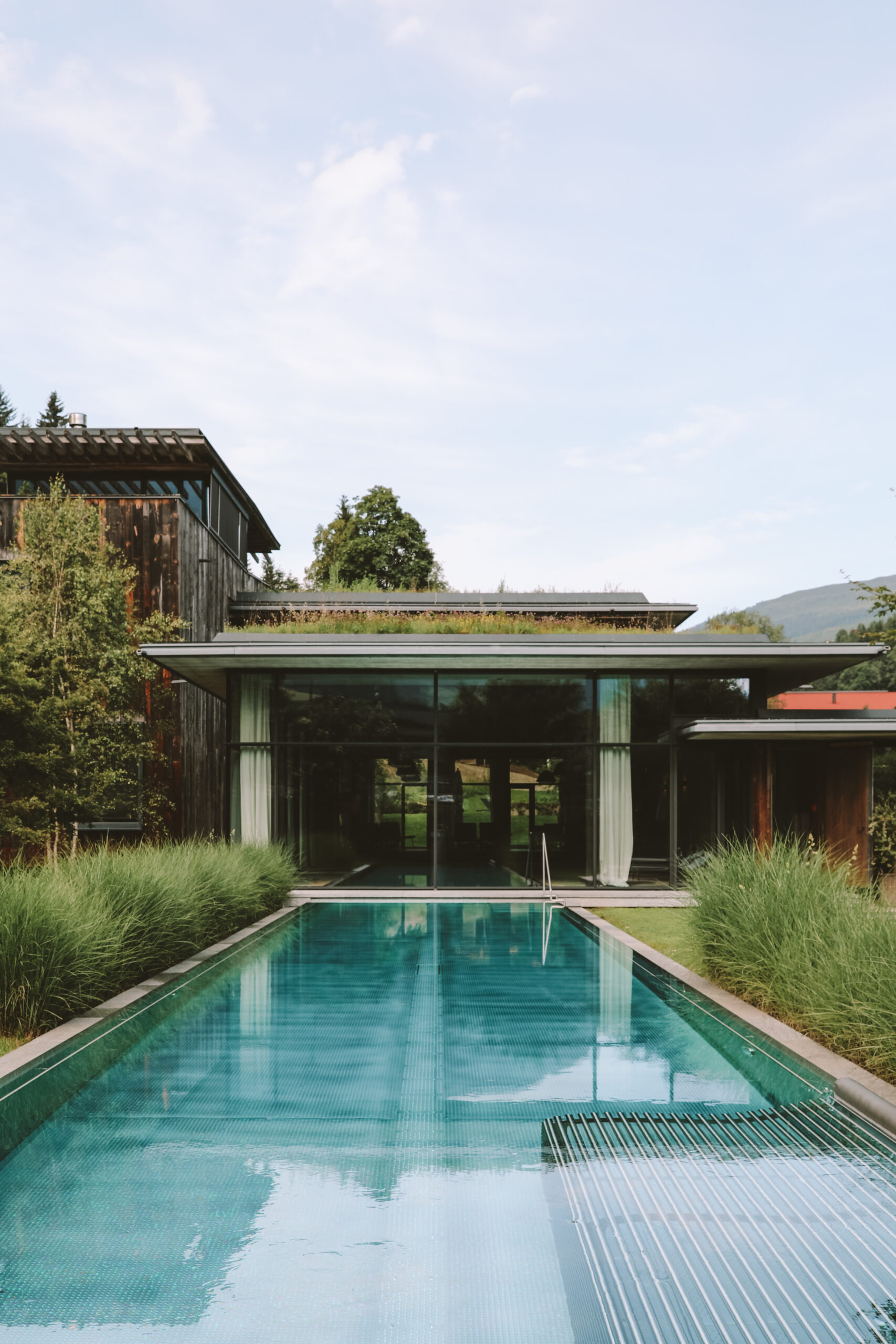 Design und Architektur im Einklang mit der Natur – Luxusurlaub im Designhotel Wiesergut