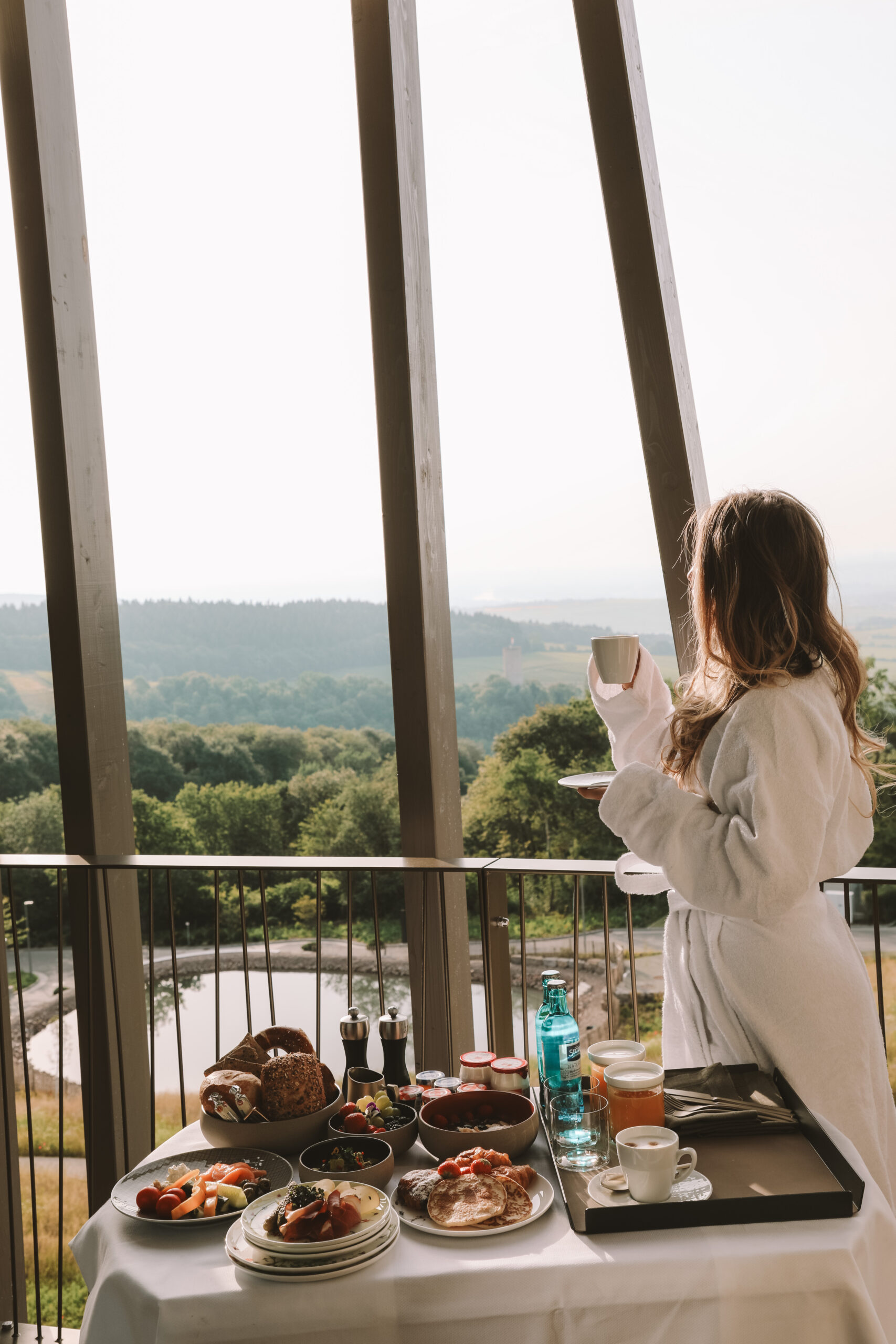 WALD.WEIT Rheingau – A Design Retreat Above the Forest and Vineyards