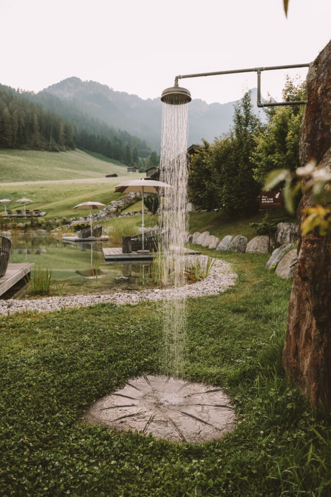 Nature Pool Dolomiti