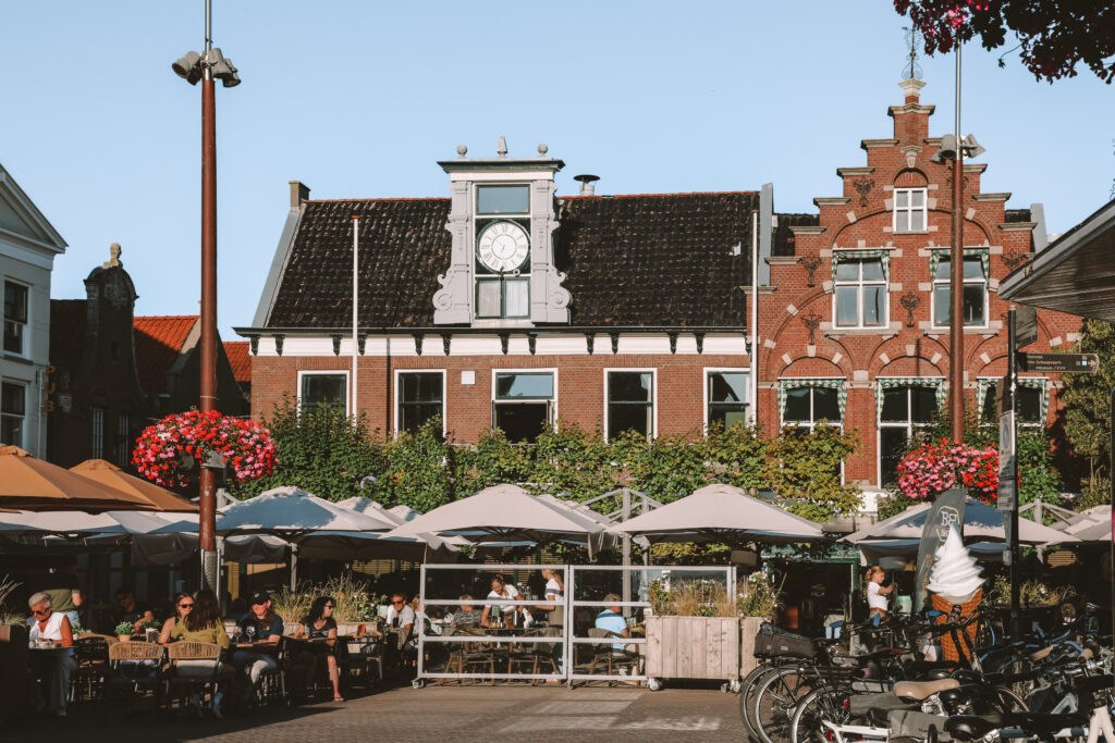 Sneek in Friesland Städtetrip mit der Bahn