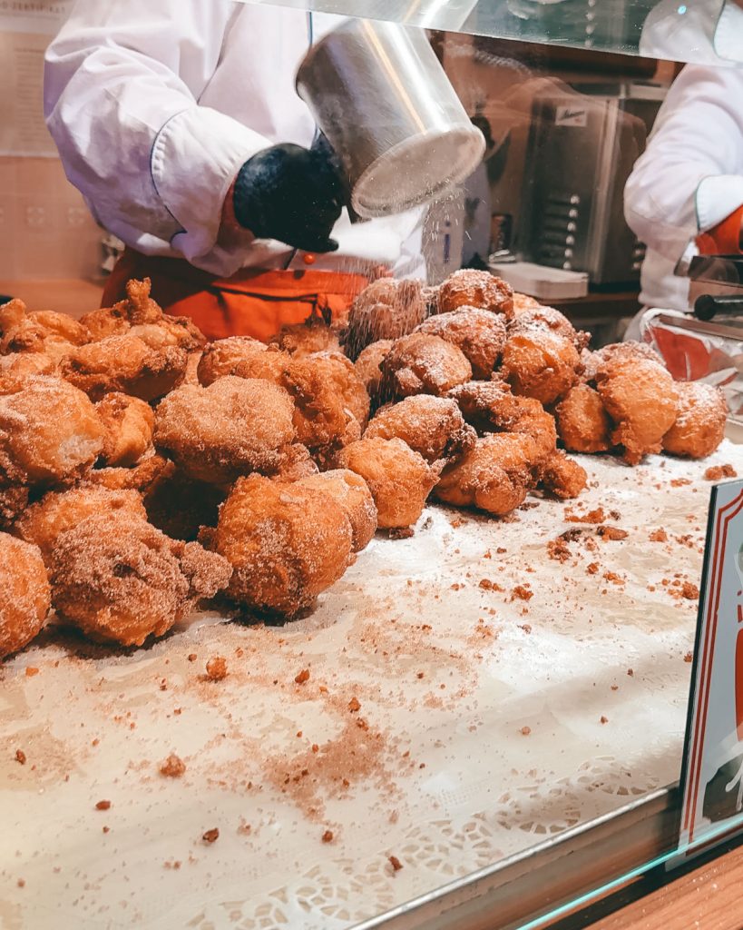 delicious food at colognes Christmas markets