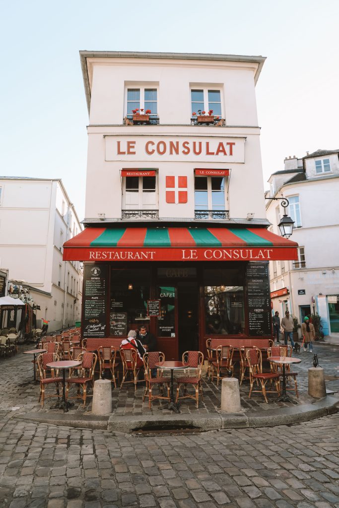 le Consulat Fotomotiv in Montmartre