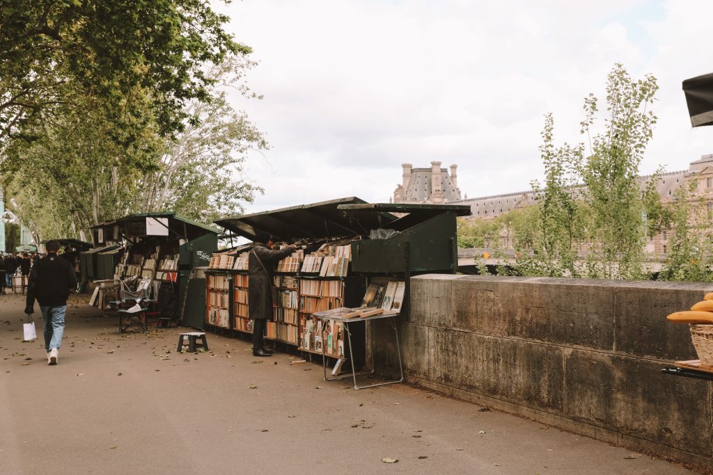 Bouquinistes bookstalls along the Seine