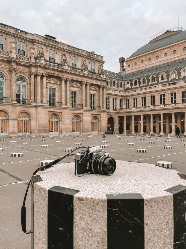 Palais Royal mit Arkaden und Innenhof in Paris